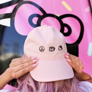 Hello Kitty Cafe Cap Pink